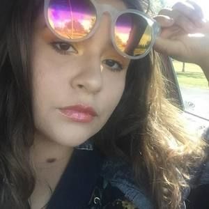 Meet your Posher, Sofía